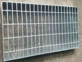 檢修馬道熱鍍鋅鋼格板、馬道鋼格柵板廠家直銷